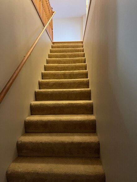 Building Photo - 1531 Queen Ann Ln