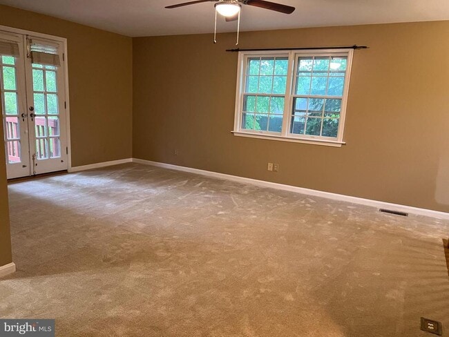 Building Photo - 2046 Greenwich St