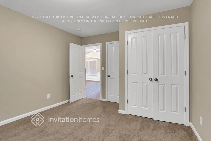 Building Photo - 4176 Kenwood Trail