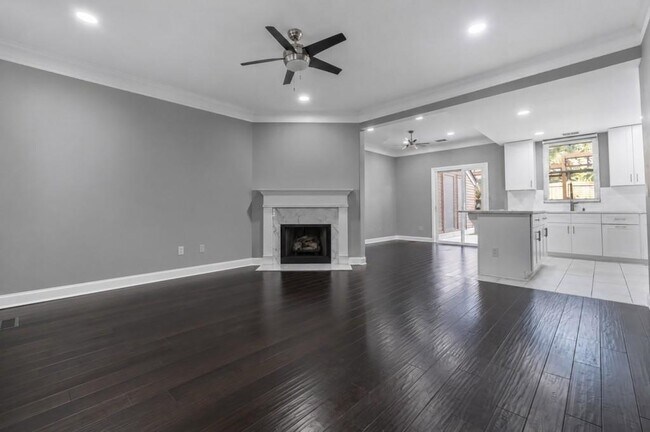 Building Photo - 3539 Mt Vernon Cir