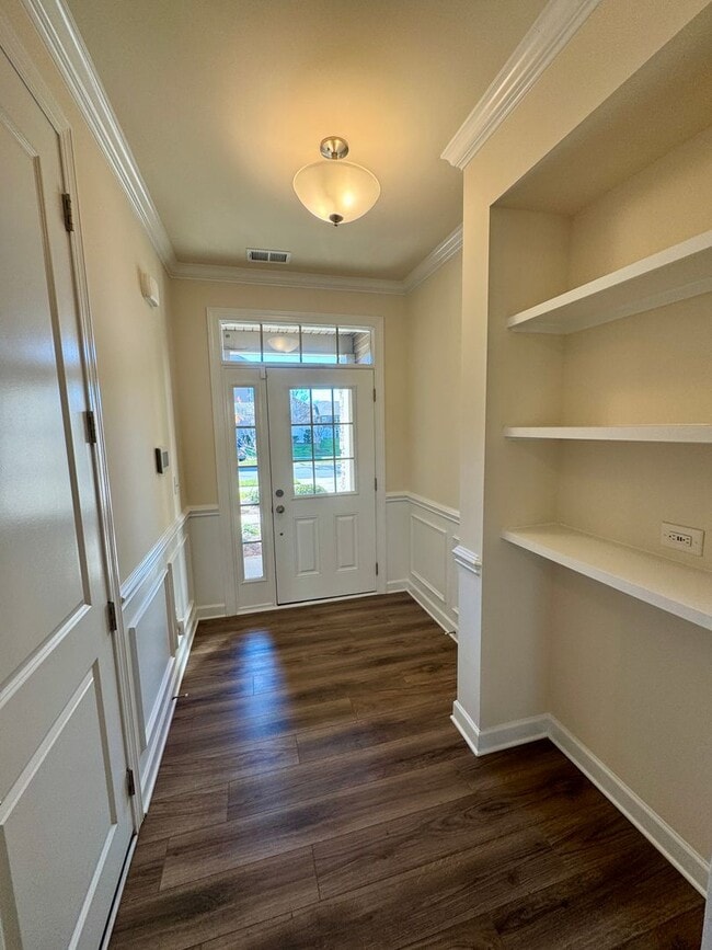 Building Photo - Beautiful Well Maintained Townhouse in Berewick