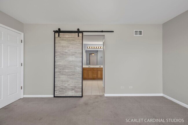 Building Photo - 413 Blue Ridge Dr