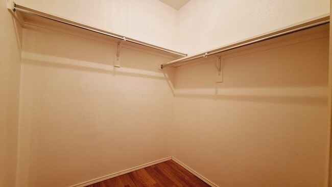 Building Photo - 5812 Lava Dr