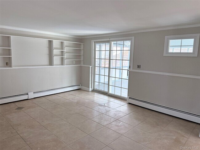 Building Photo - 12 Juniper Ln