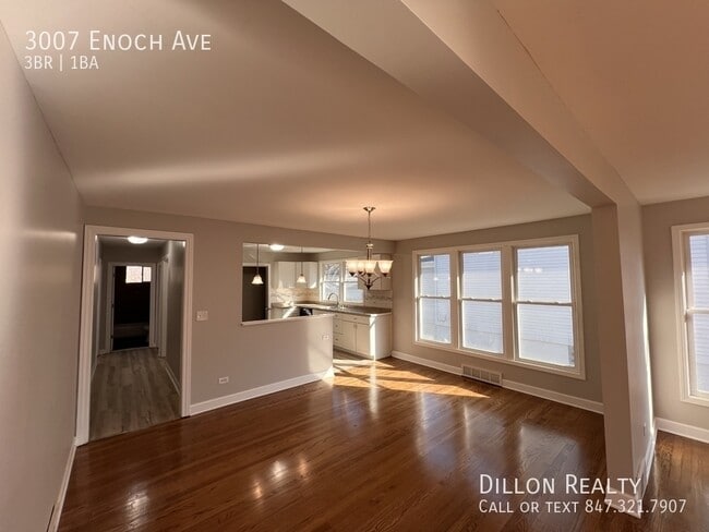 Building Photo - 3007 Enoch Ave