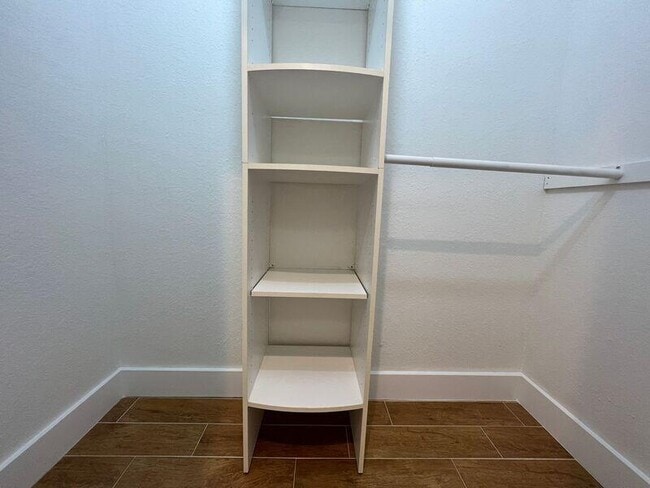 Building Photo - 4216 Sea Grape Dr