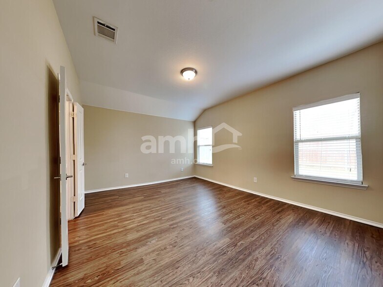Building Photo - 4009 Freedom St