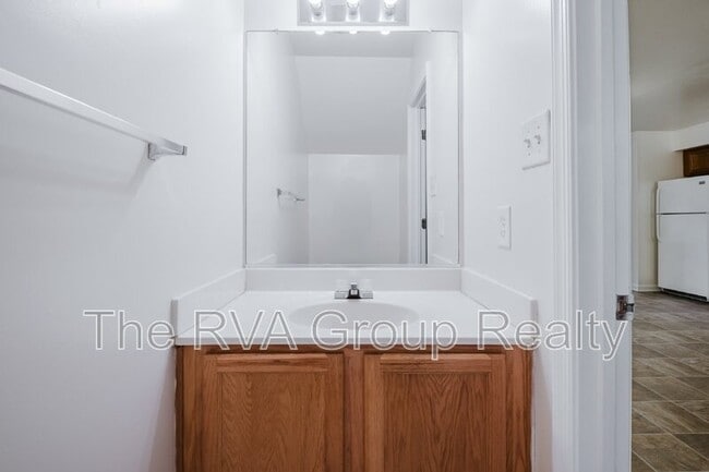 Building Photo - 2909 2nd Ave