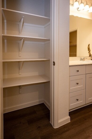 Building Photo - 5903 Grantgrala Dr