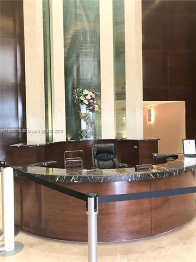 Building Photo - 15811 Collins Ave