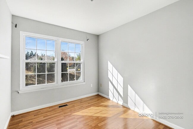 Building Photo - 19009 Crosstie Terrace