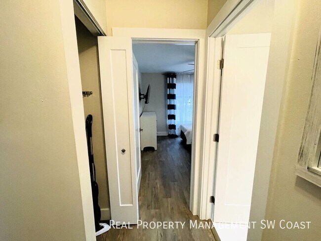 Building Photo - 17749 Grande Bayou Ct