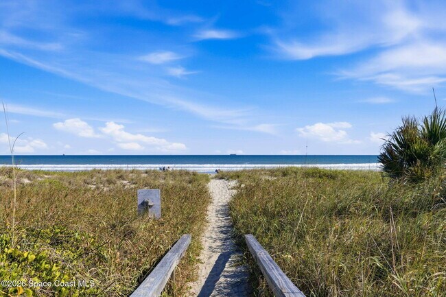 Building Photo - 4800 Ocean Beach Blvd