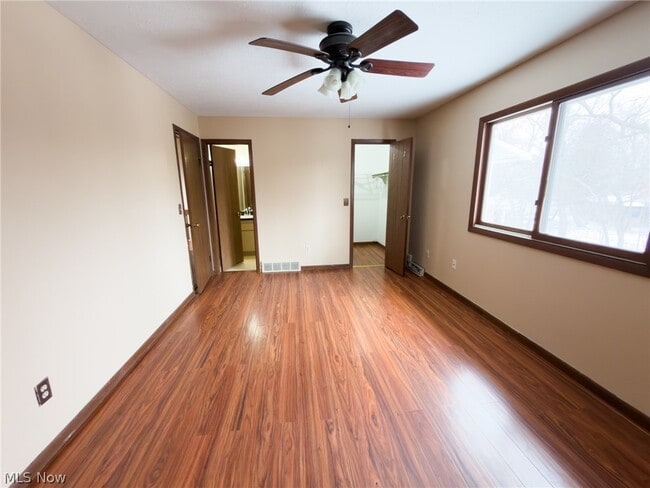 Building Photo - 1363 Belvoir Mews