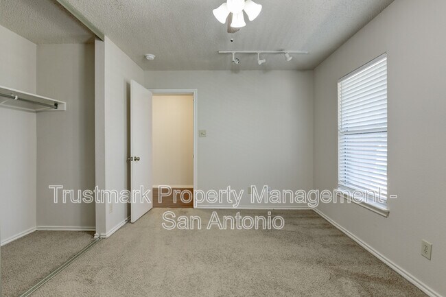 Building Photo - 3313 Fresno Pl