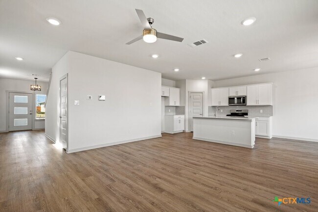 Building Photo - 412 Wilshire Rd