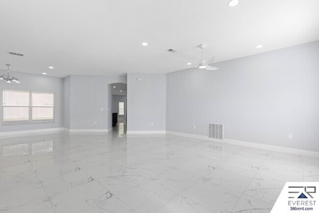 Building Photo - 45 Bruning Ln