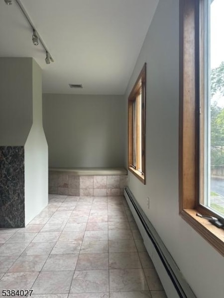 Building Photo - 128 E Colfax Ave