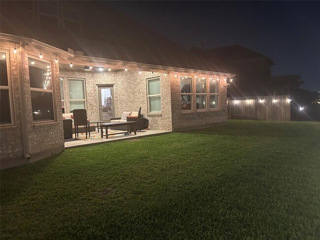 Building Photo - 27915 Crosswater Ln
