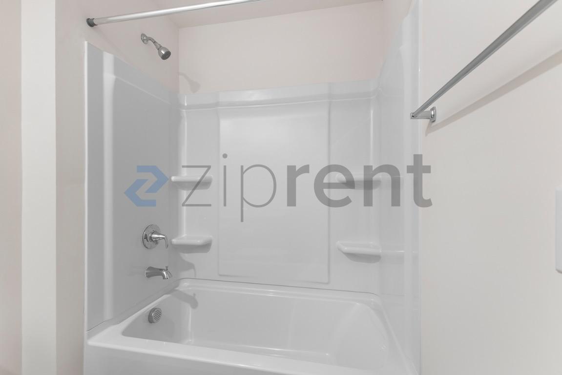 Building Photo - 1926 Tranquility Cir