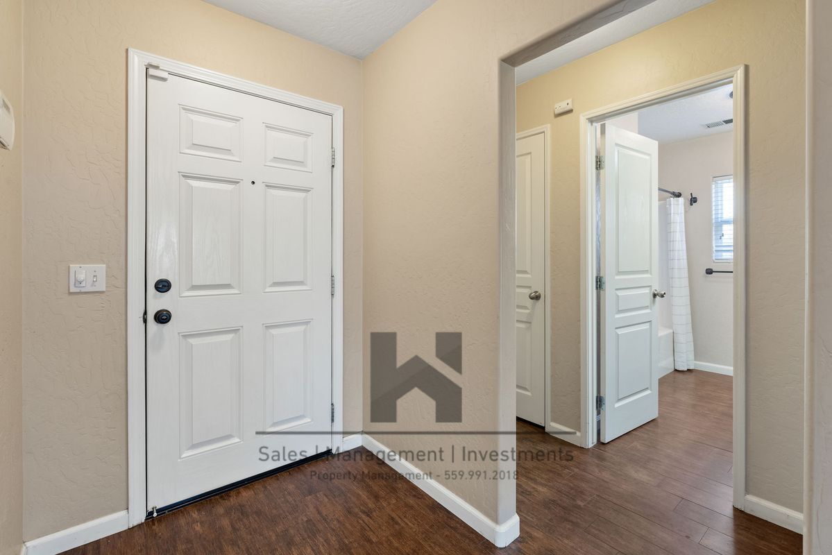 Building Photo - 2756 Sauvignon St