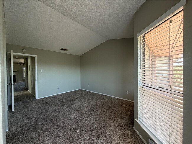 Building Photo - 5305 Indio Cove