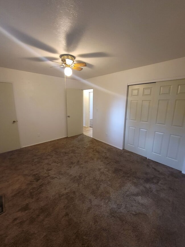 Building Photo - $1665 | 3BR/1BA | Spacious 3 Bedroom Home ...