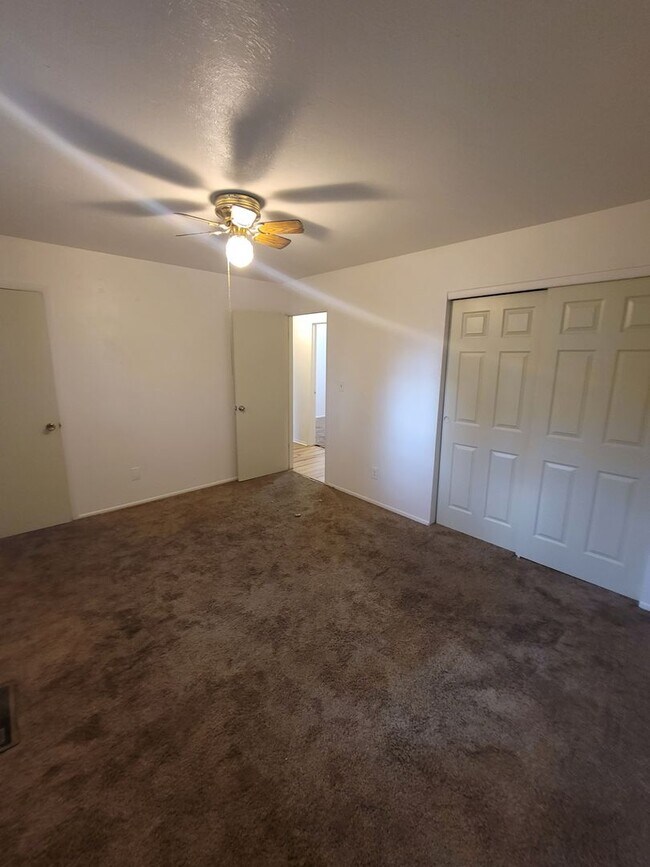 Building Photo - $1768 | 3BR/1BA | Spacious 3 Bedroom Home ...