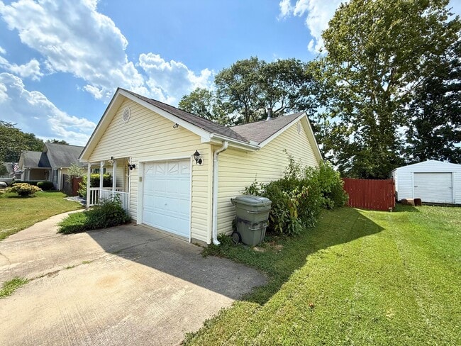 Building Photo - 639 Veryfine Dr