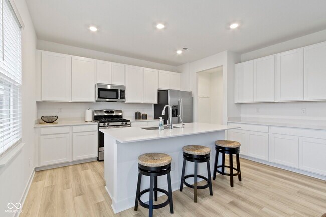 Building Photo - 19441 Beruna Way