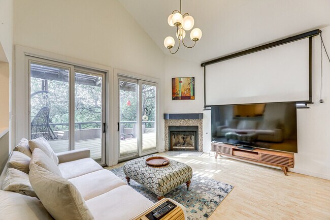 Building Photo - 1735 Spyglass Dr