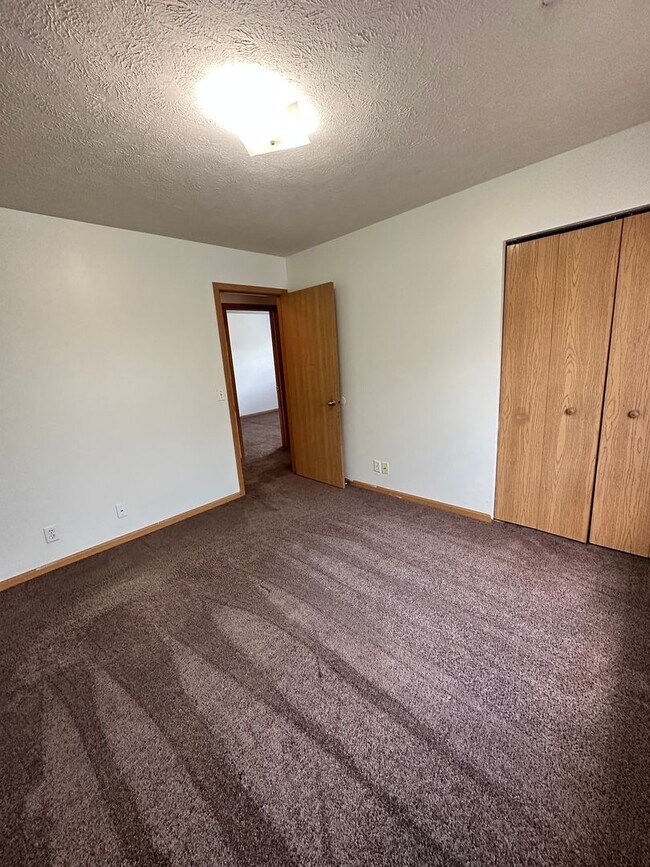 Building Photo - 2636-2638 N 4