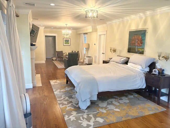 Building Photo - 115 Aspen Ave