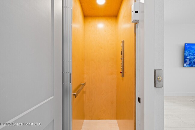 Building Photo - 1380 Windchime Ln