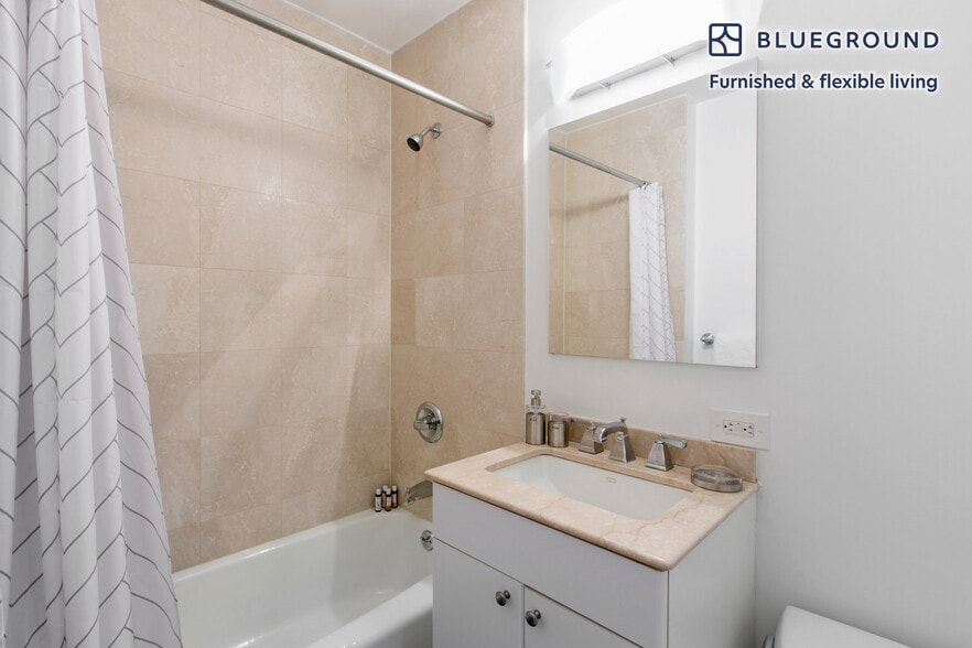 Building Photo - 235 W 48th St