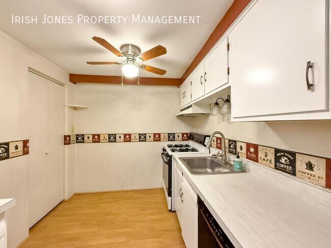 Building Photo - 10 Wayne Terrace