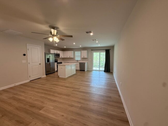 Building Photo - 159 Sarnesfield Wy