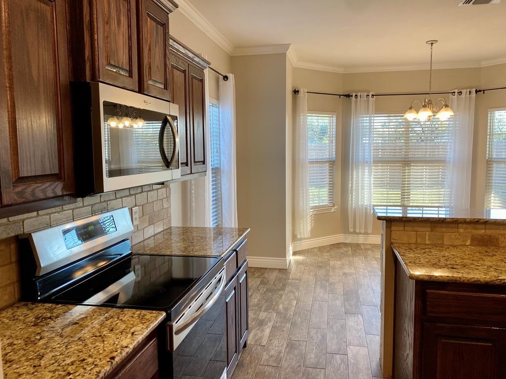 Building Photo - 9 Tracie Trl