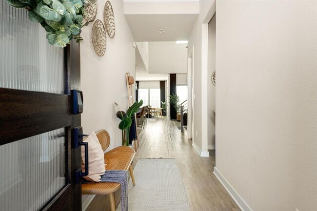 Building Photo - 12600 Purple Prairie Ln