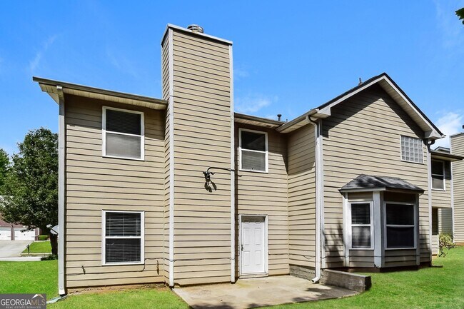 Building Photo - 6312 Selborn Dr SW