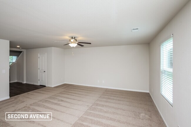 Building Photo - 340 Sundew Rd