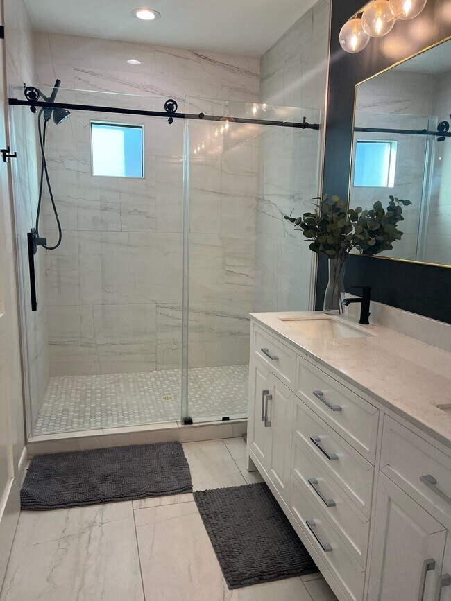Primary Bath - 2329 N Mitchell St