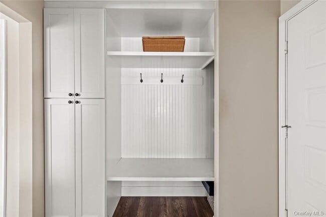 Building Photo - 39 Foxwood Cir