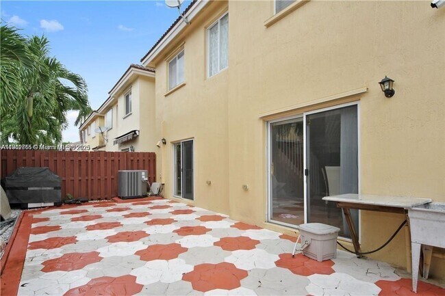 Building Photo - 7347 NW 173rd Dr