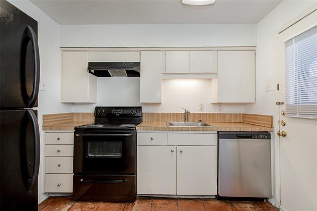 Building Photo - 10248 Regal Oaks Dr