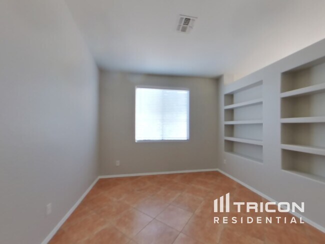 Building Photo - 3223 S 73rd Dr