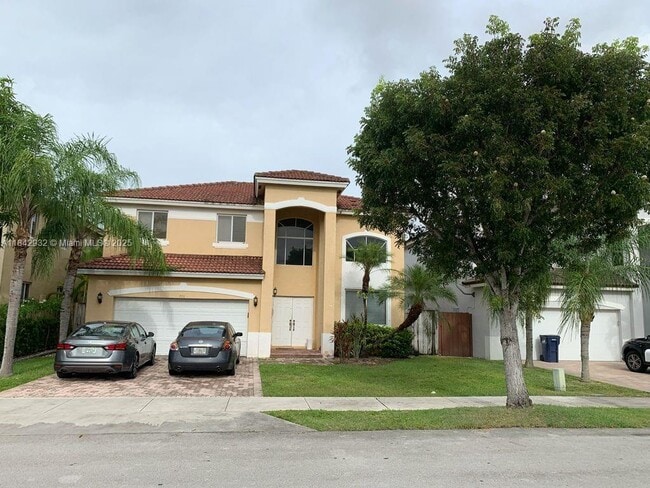 Building Photo - 7051 SW 162nd Ct