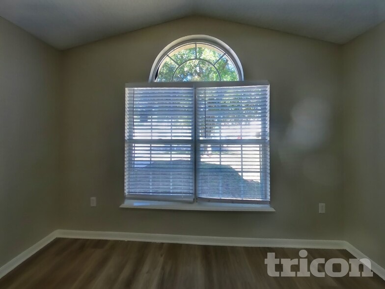 Building Photo - 4138 Clearbrook Cove Rd