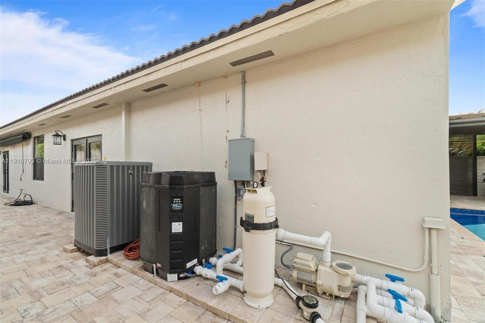 Building Photo - 9173 NW 147th Ter