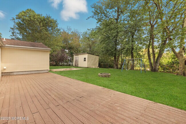 Building Photo - 468 Brookforest Dr